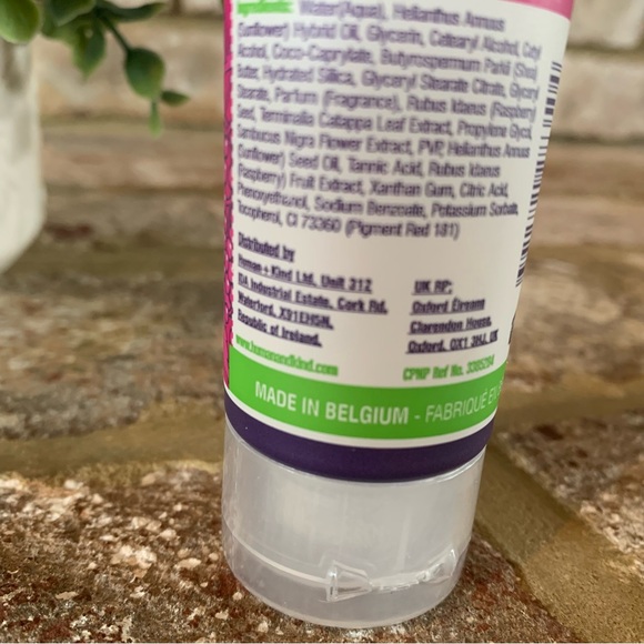 ✨$5✨ Human + Kind | Elderflower & Raspberry Moisturizing Hand Scrub - Picture 8 of 8